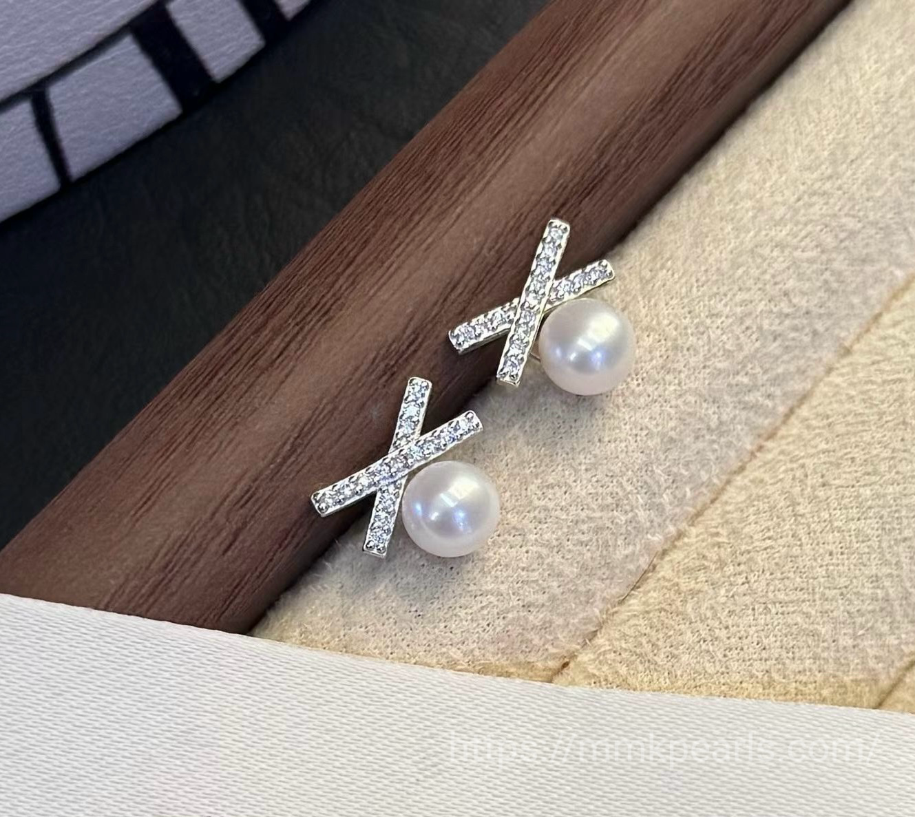 X-Shaped Studs | S925 Sterling Silver | 7-8mm Pearls