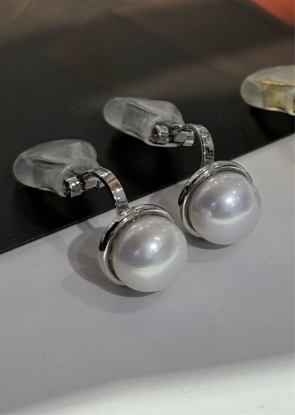Everyday Pearl Ear Cuffs | Simple & Stylish Non-Pierced Design