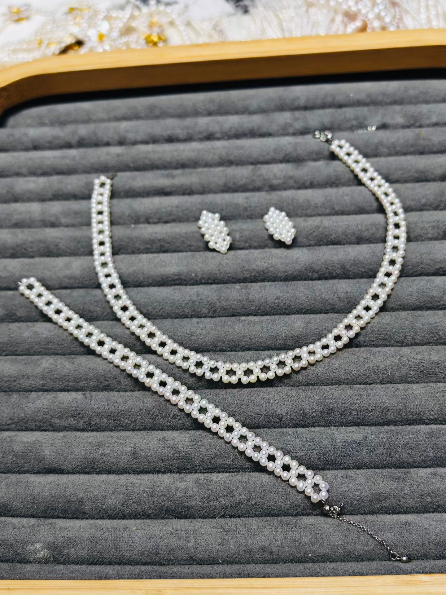 Handcrafted Bridal Pearl Jewelry Set – Custom Choker, Bracelet & Earrings | Adjustable Free Size Fitting