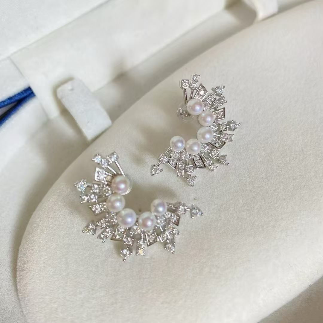 Fireworks Bloom Stud Earrings