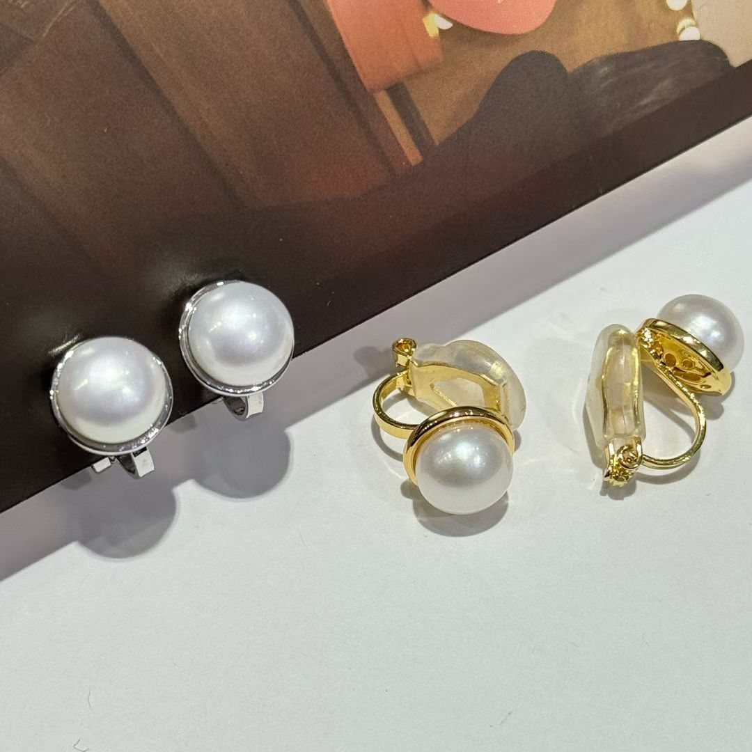 Everyday Pearl Ear Cuffs | Simple & Stylish Non-Pierced Design