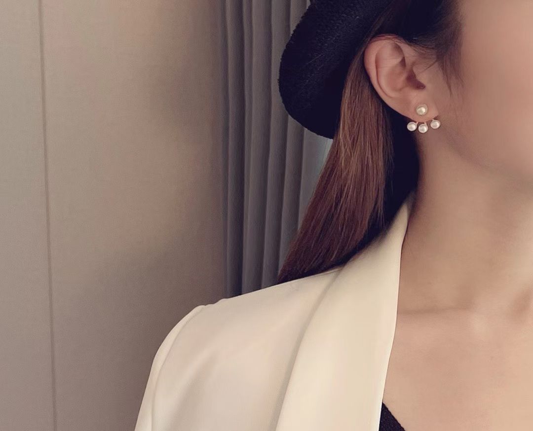 Peacock Fan Stud Earrings