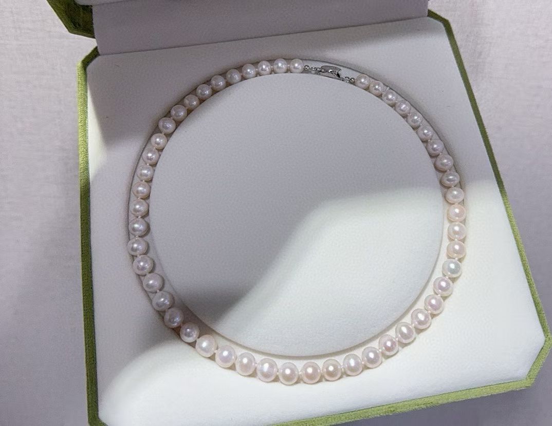 Freshwater Pearl Necklace – High Luster, Minimal Blemish | Sterling Silver Clasp | 8–9mm Near-Round Pearls