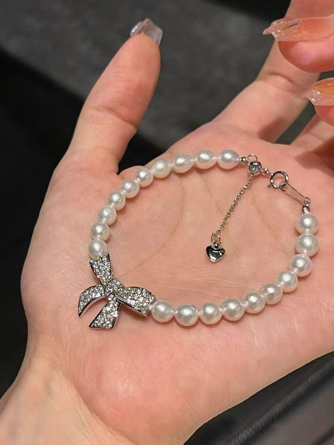 Sparkling Bow & Pearls Necklace & Bracelet Set
