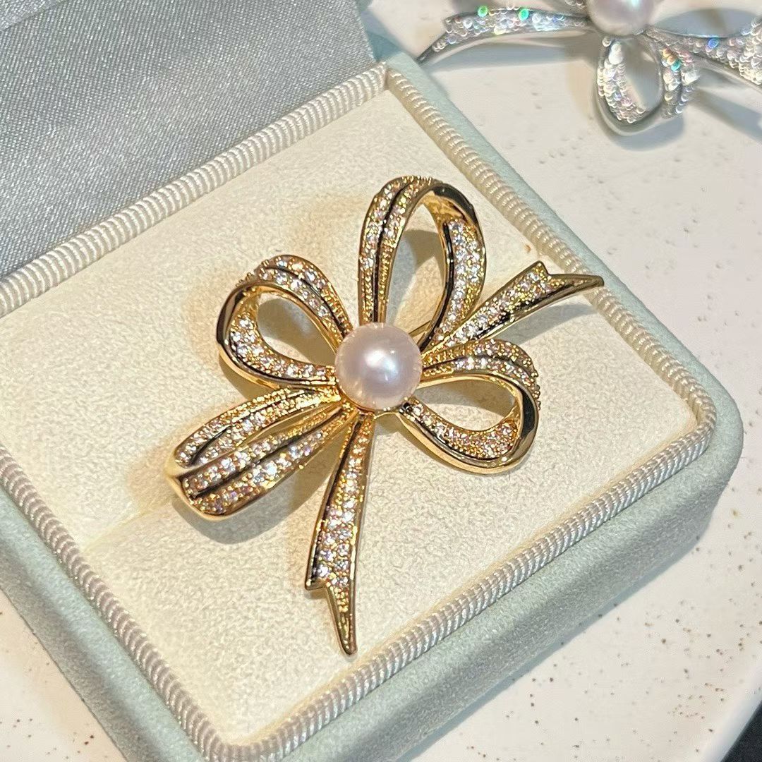 Bow Pearl Brooch Pin | 8–9mm Pearl