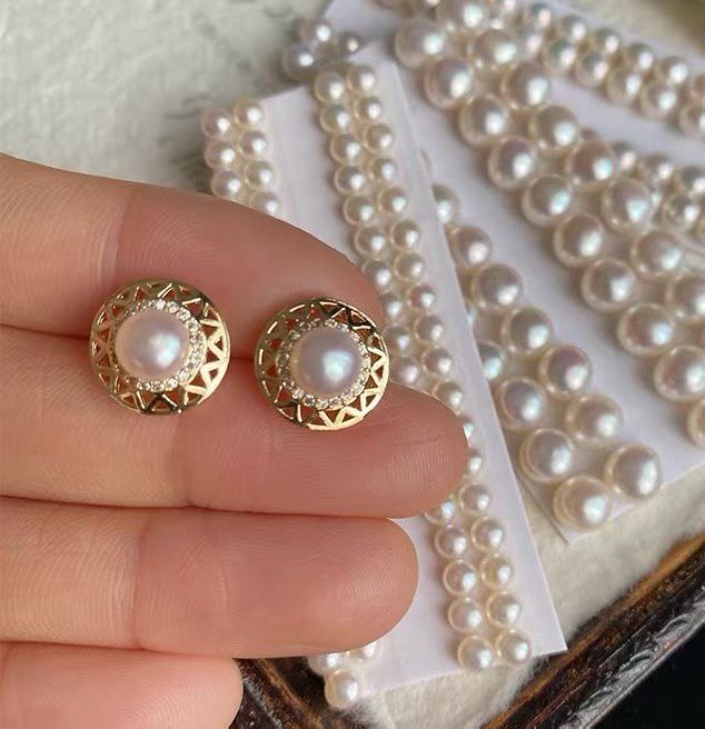 Sunflower Inspired Pearl Studs | 5-6mm Pearls