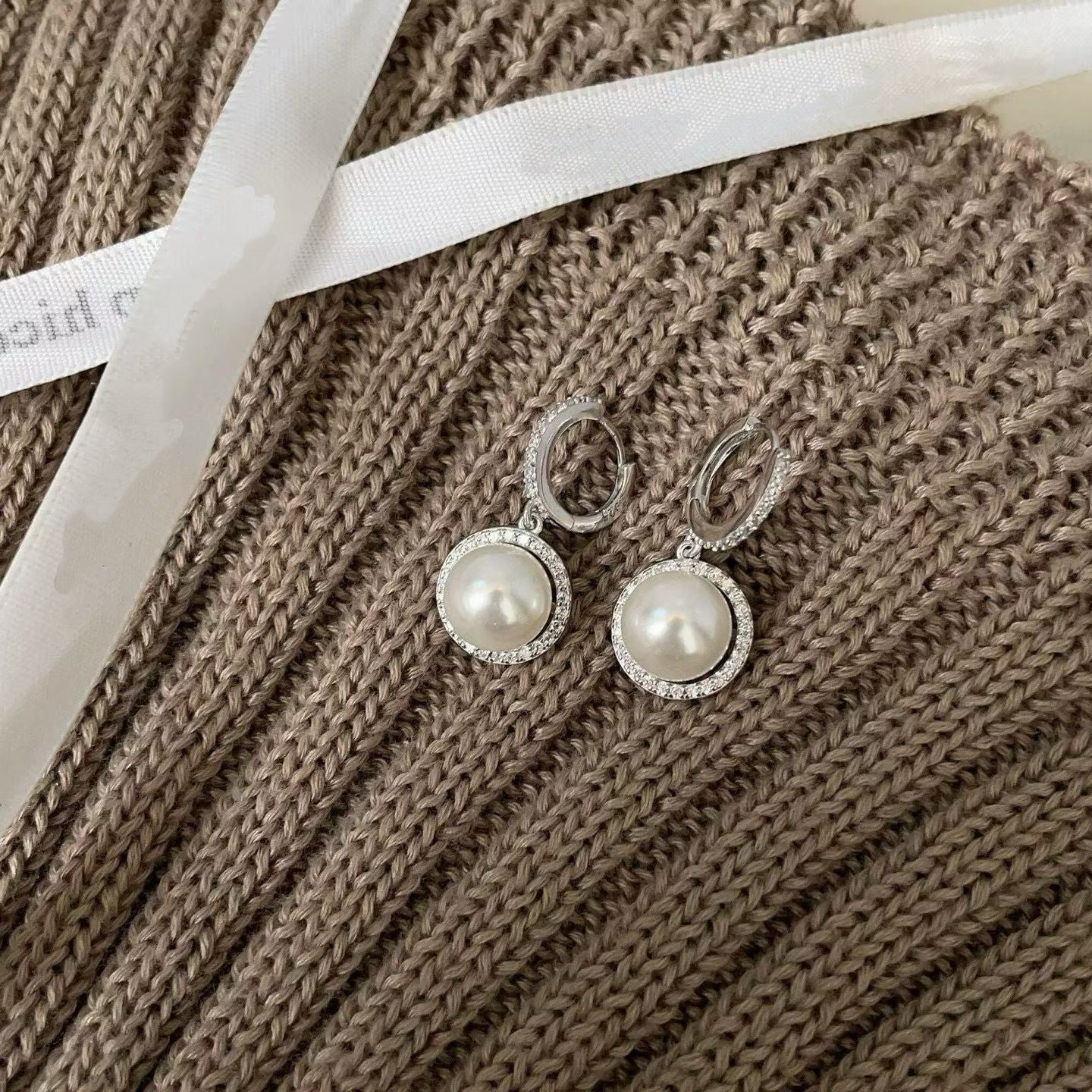 Floral Pearl Ear Clips | Sunflower Design | 14K White Gold Filled | 8.5-9.0mm Pearls