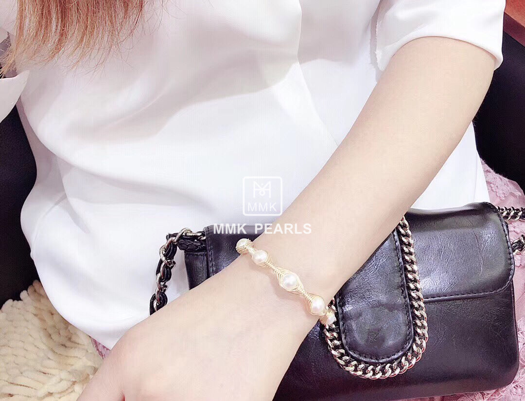 Handmade Pearl Bracelet | 14K Gold Filled Wire