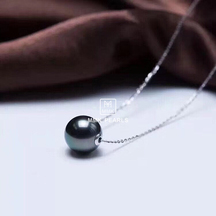 18K Gold 10-11mm Tahitian Black Pearl Necklace