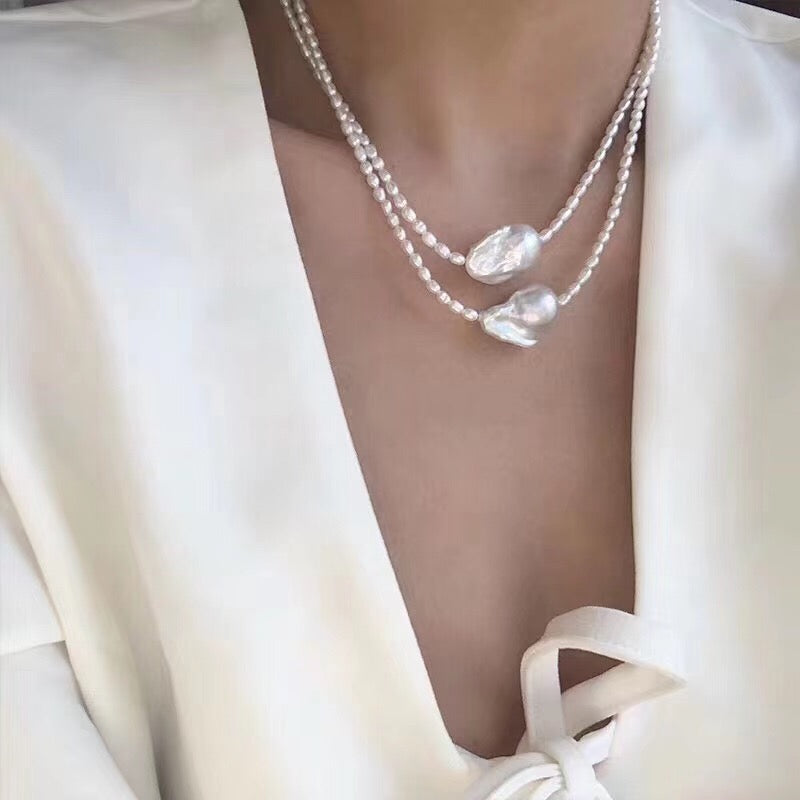 15-17mm White Baroque Pearl Pendant Necklace