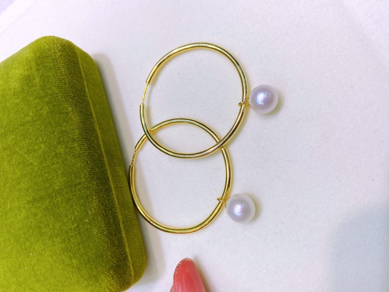 Two-In-One Medium Hoop Statement Earrings