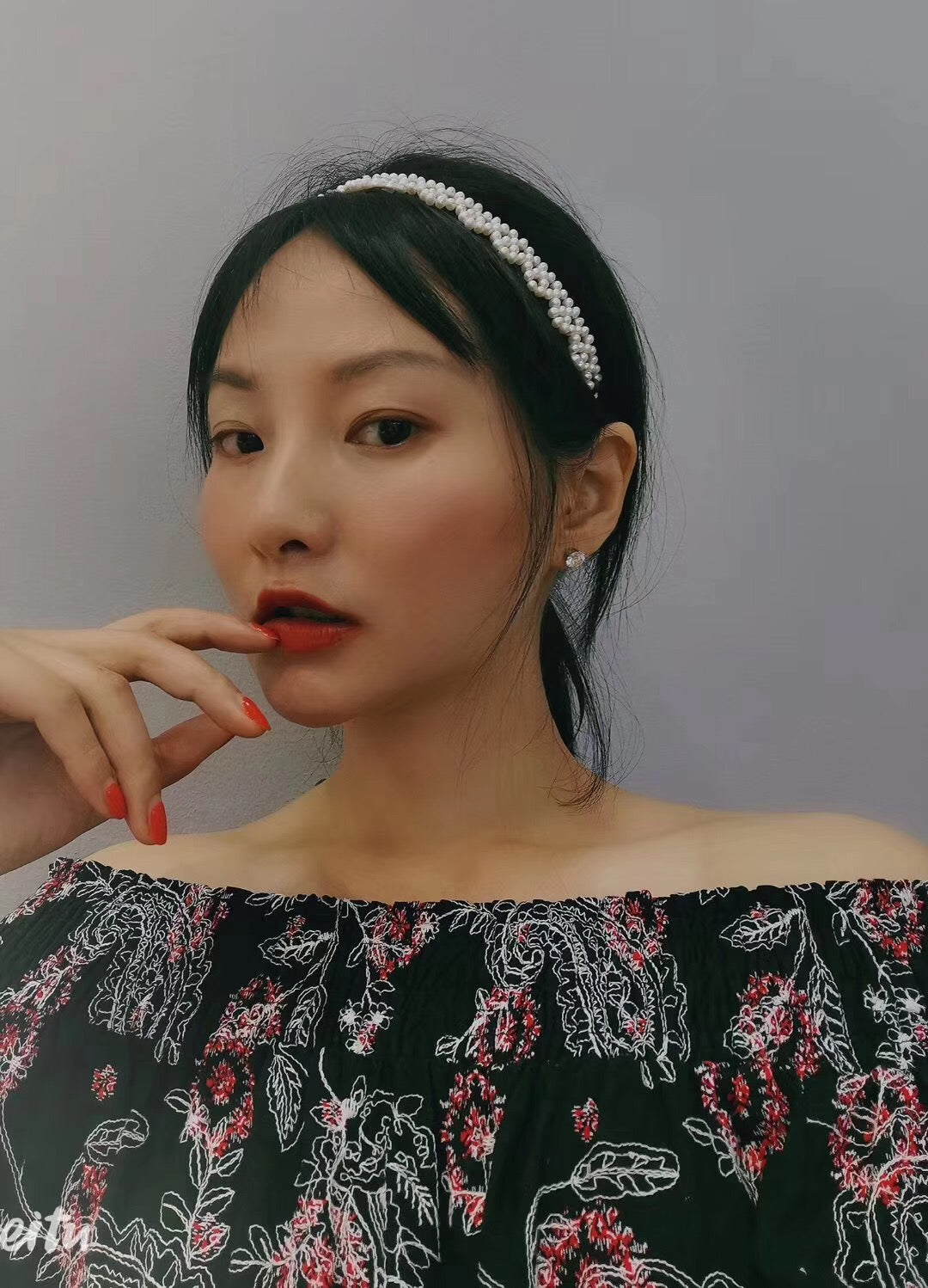 Handmade Authentic Pearl Soft Hair Band and Choker