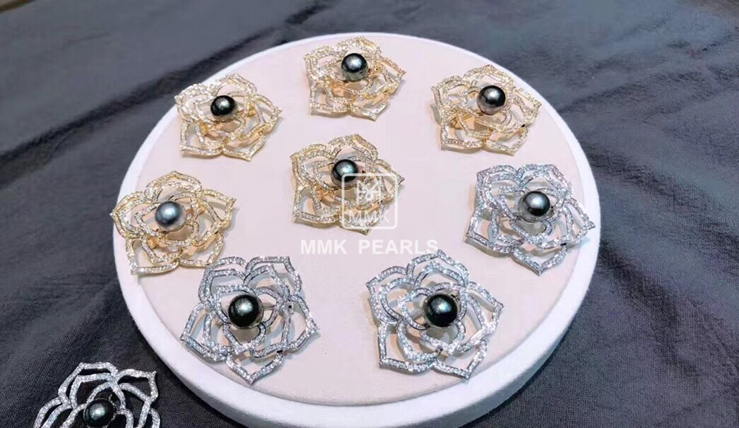 Floral Black Pearl Brooch