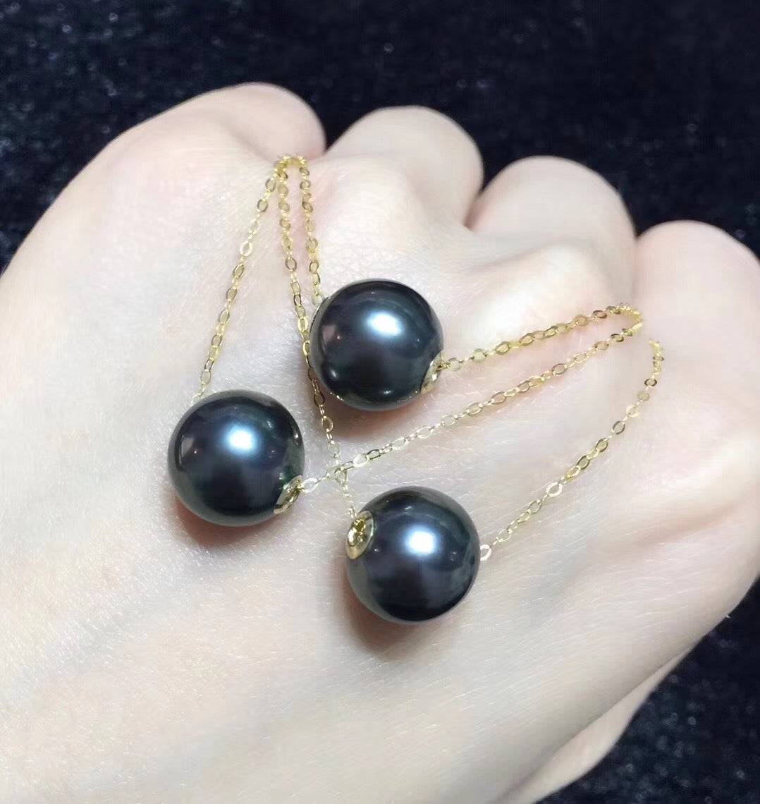 18K Gold 10-11mm Tahitian Black Pearl Necklace