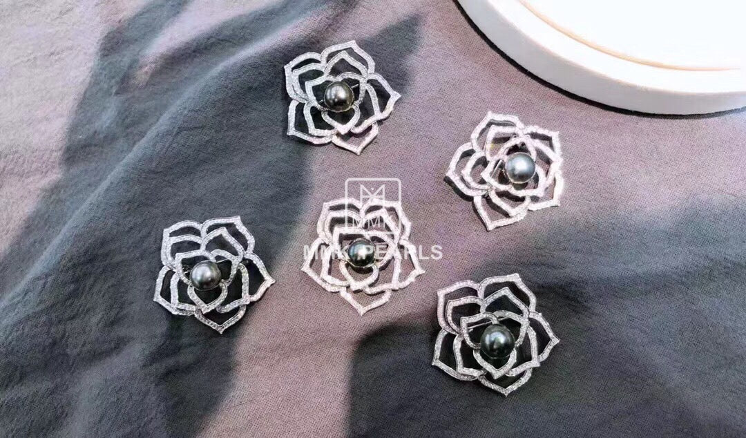 Floral Black Pearl Brooch