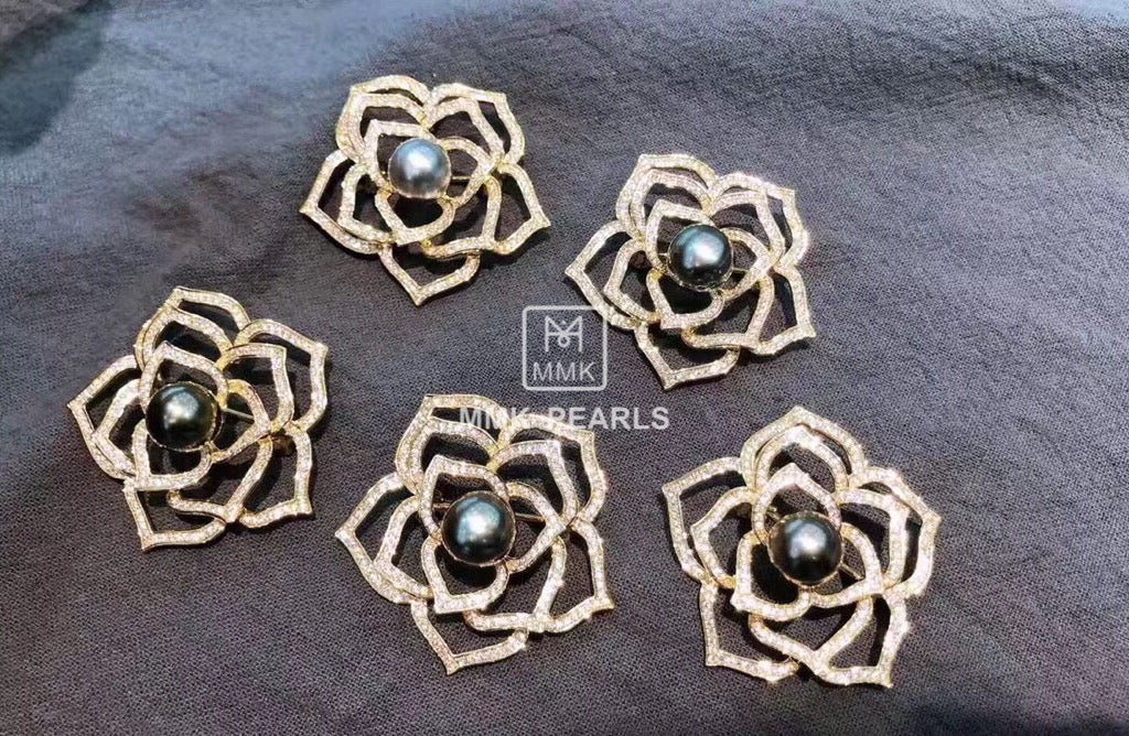 Floral Black Pearl Brooch