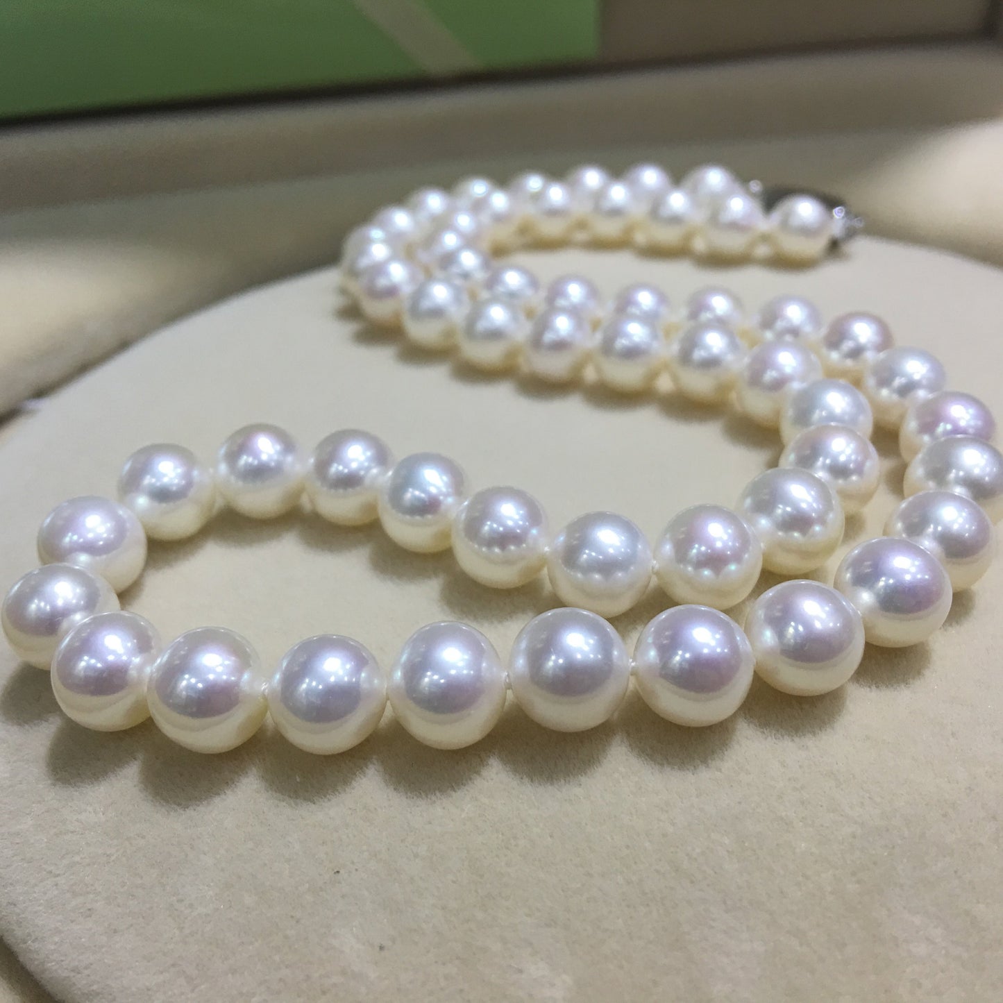 AAAAA Natural White Pearl (9-10mm) Collar 18" Necklace by MMK