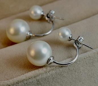 Double Pearl Studs Earrings in 18K Gold