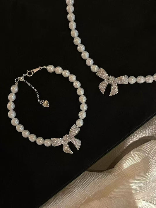 Sparkling Bow & Pearls Necklace & Bracelet Set