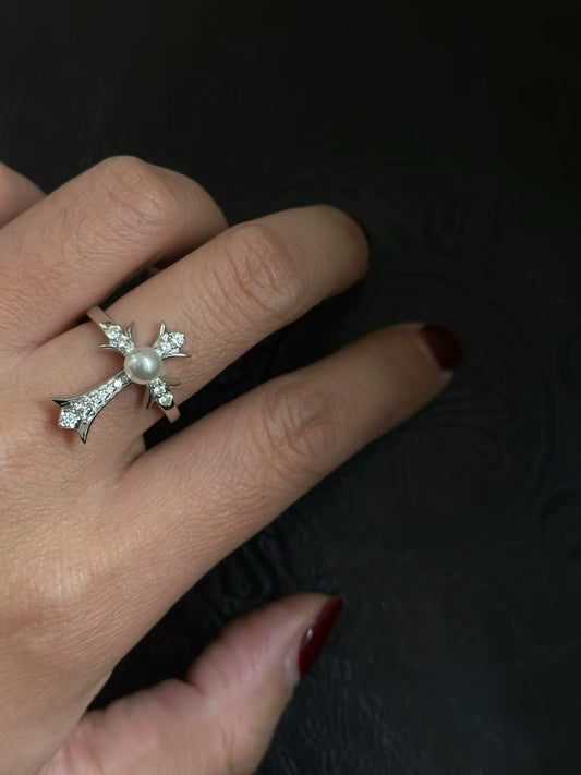 Cross Star Ring