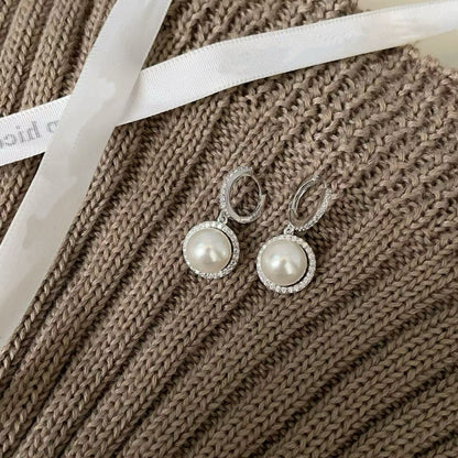 Floral Pearl Ear Clips | Sunflower Design ｜ 14K White Gold Filled | 8.5-9.0mm Pearls