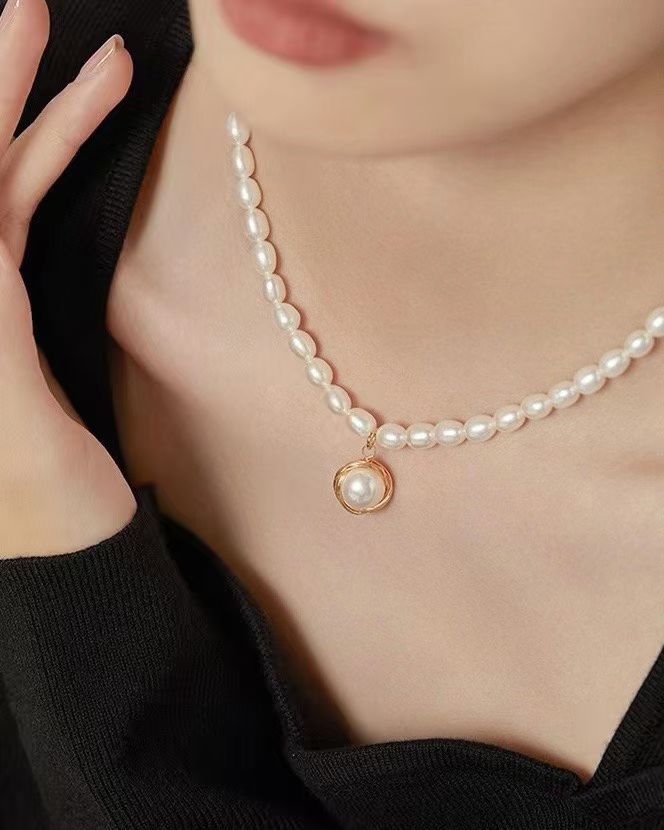 Vintage-Inspired Oval Pearl Necklace with 8–9mm Accent Pearl Pendant | 5–6mm Baby Oval Pearls | Cute, Playful & Retro Charm