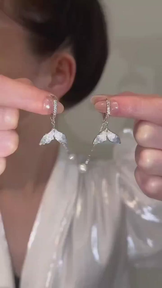 Mermaid Tail Design Pearl Drop Earrings