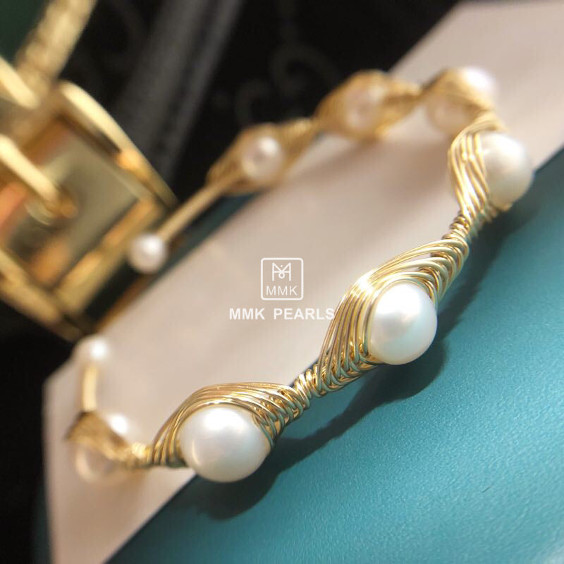 Handmade 14K Gold Filled Wire Pearl Bracelet