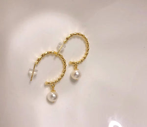 C-Shaped Pearl Post Earrings