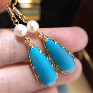 Teardrop Turquoise Hook Earrings and Necklace Set