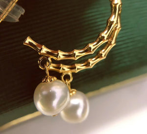 C-Shaped Pearl Post Earrings