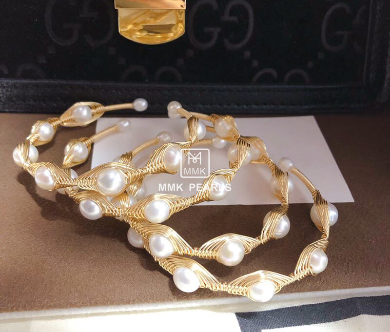 Handmade 14K Gold Filled Wire Pearl Bracelet