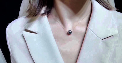 Tahitian Black Pearl Necklace | 18K Gold | Pearl 10-11mm
