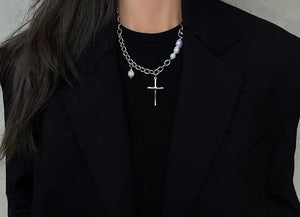 Cross Pendant Chain Necklace With Pearls